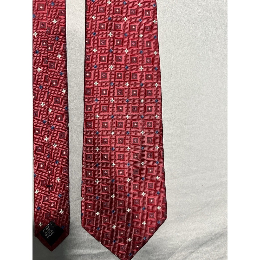 VTG Stafford Executive Red/White/Blue Patriotic Stars Silk Necktie